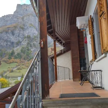 Centre Apartment *