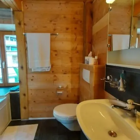 Centre Apartment *