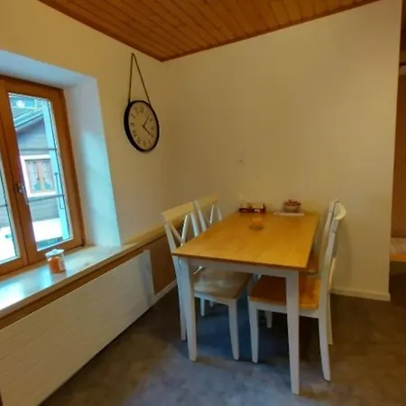 Centre Apartment *